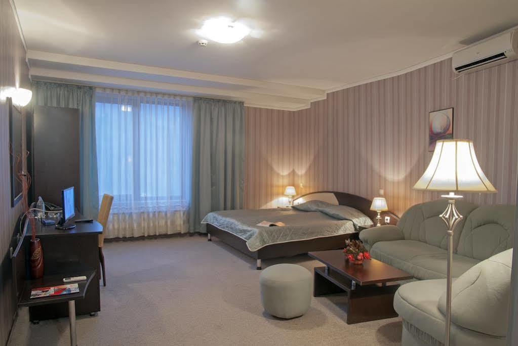 Luxor Hotel Σμόλιαν Εξωτερικό φωτογραφία